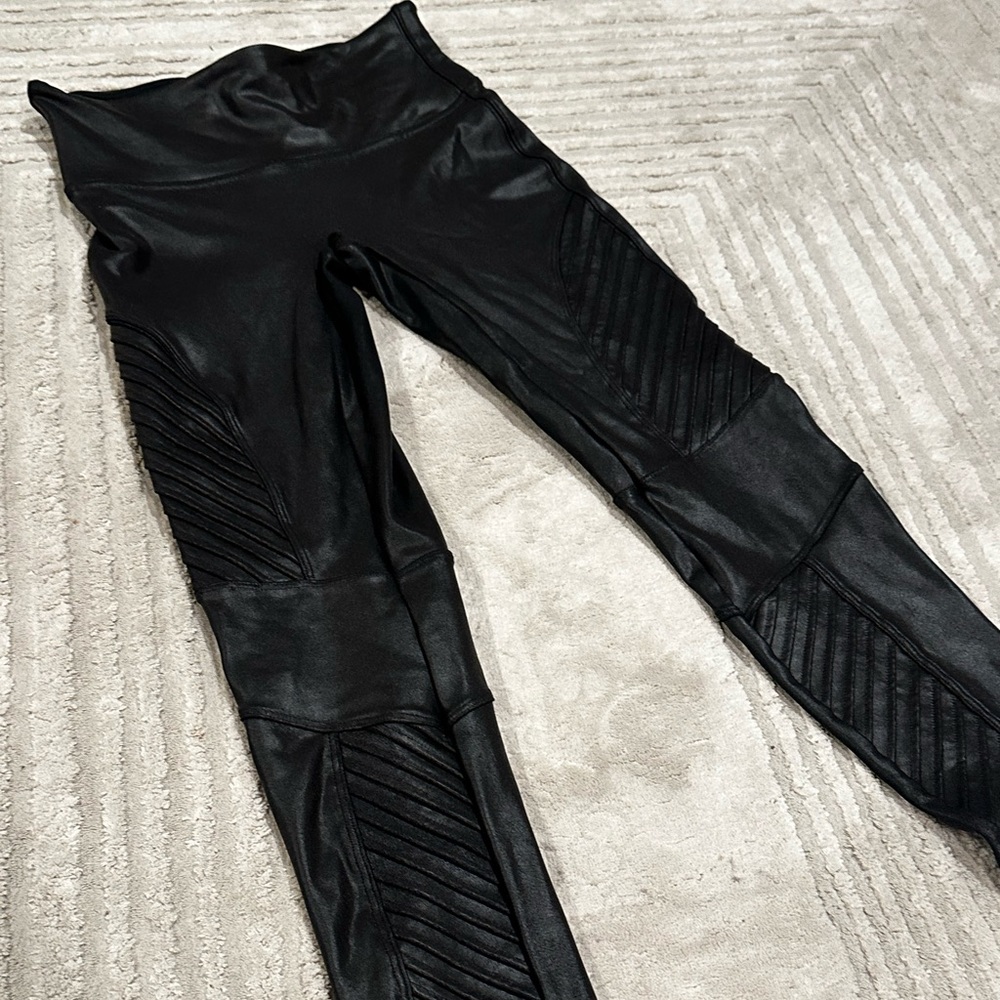 Spanx faux leather spandex leggings